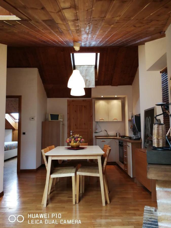 Happy House Διαμέρισμα Γκούμπιο Εξωτερικό φωτογραφία